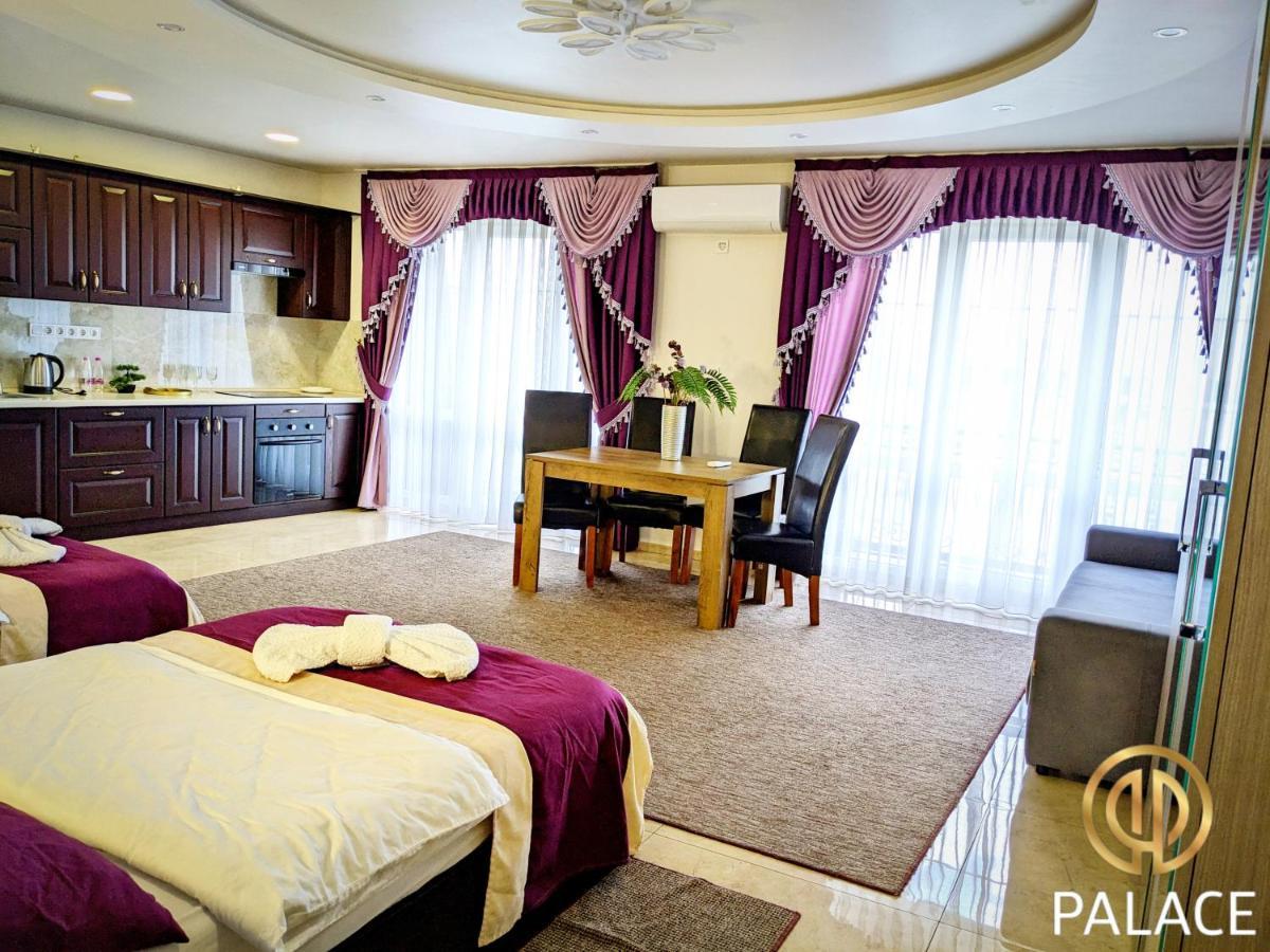 Palace Uman Exterior photo
